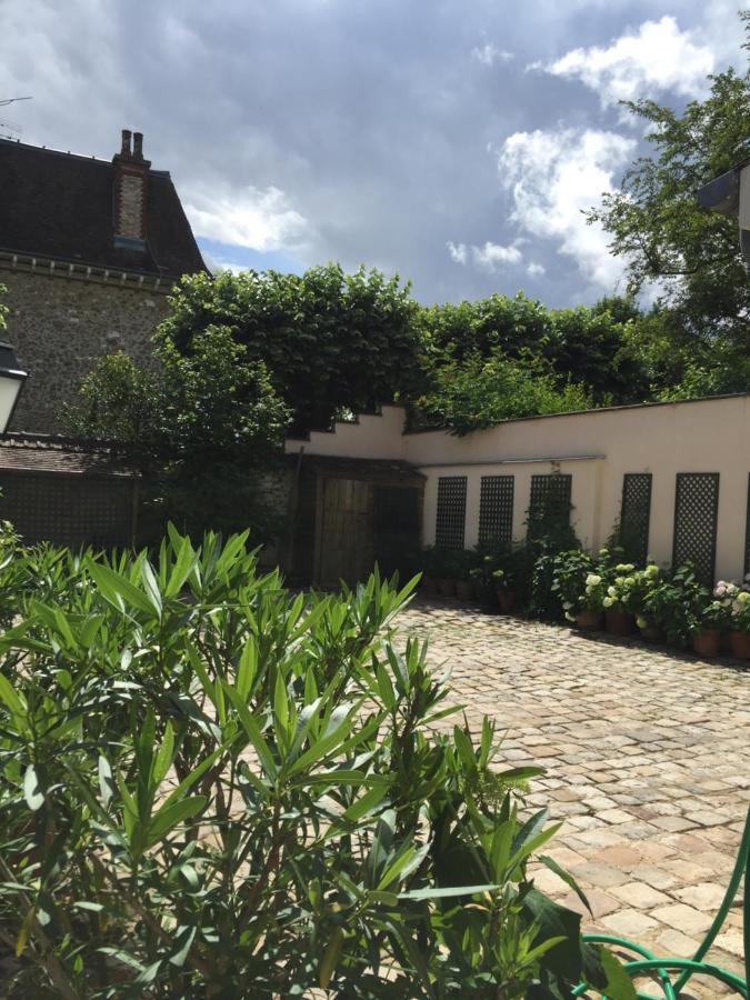 Le Jardin Cathedrale Bed and Breakfast Chartres Exteriör bild